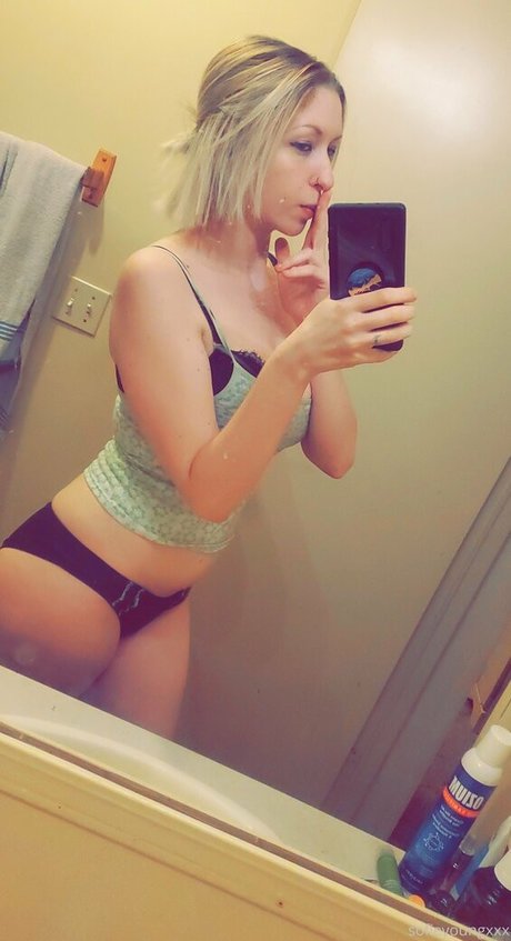 sofieyoungxxx haut étoile archive