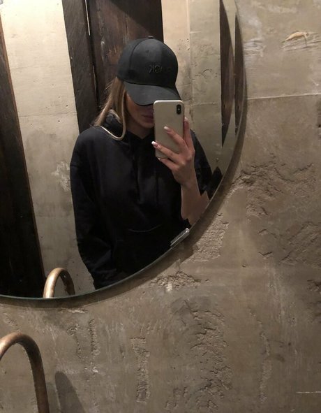 linda 0nline actrice chaude des photos