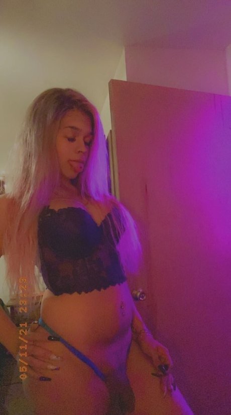 Raven Babe actrice parfaite des photos