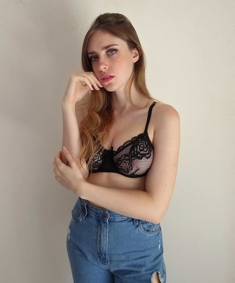 Magui Ansuz jolie étoile photo