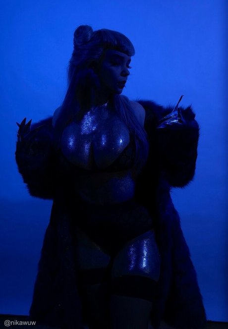 Nikawuw modèle xxx galerie