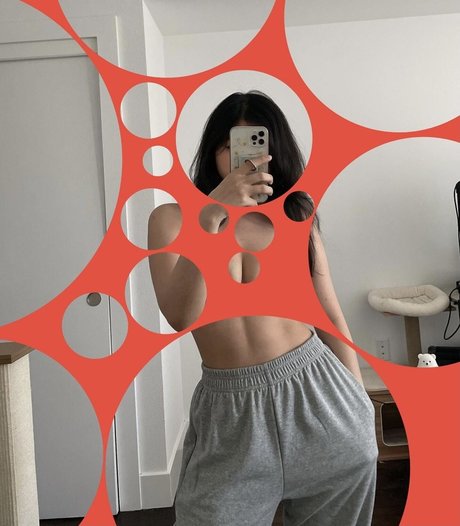 Kang Hee Yoon star du porno en haute qualité img