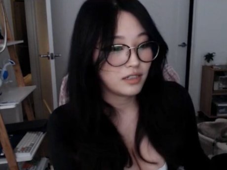 Kang Hee Yoon star du porno chaud image