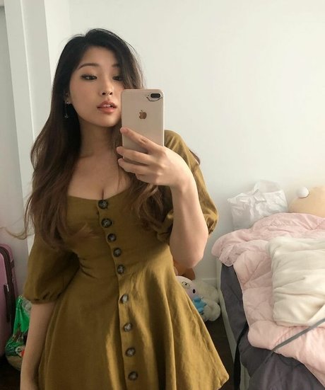 Kang Hee Yoon xxx étoile archive