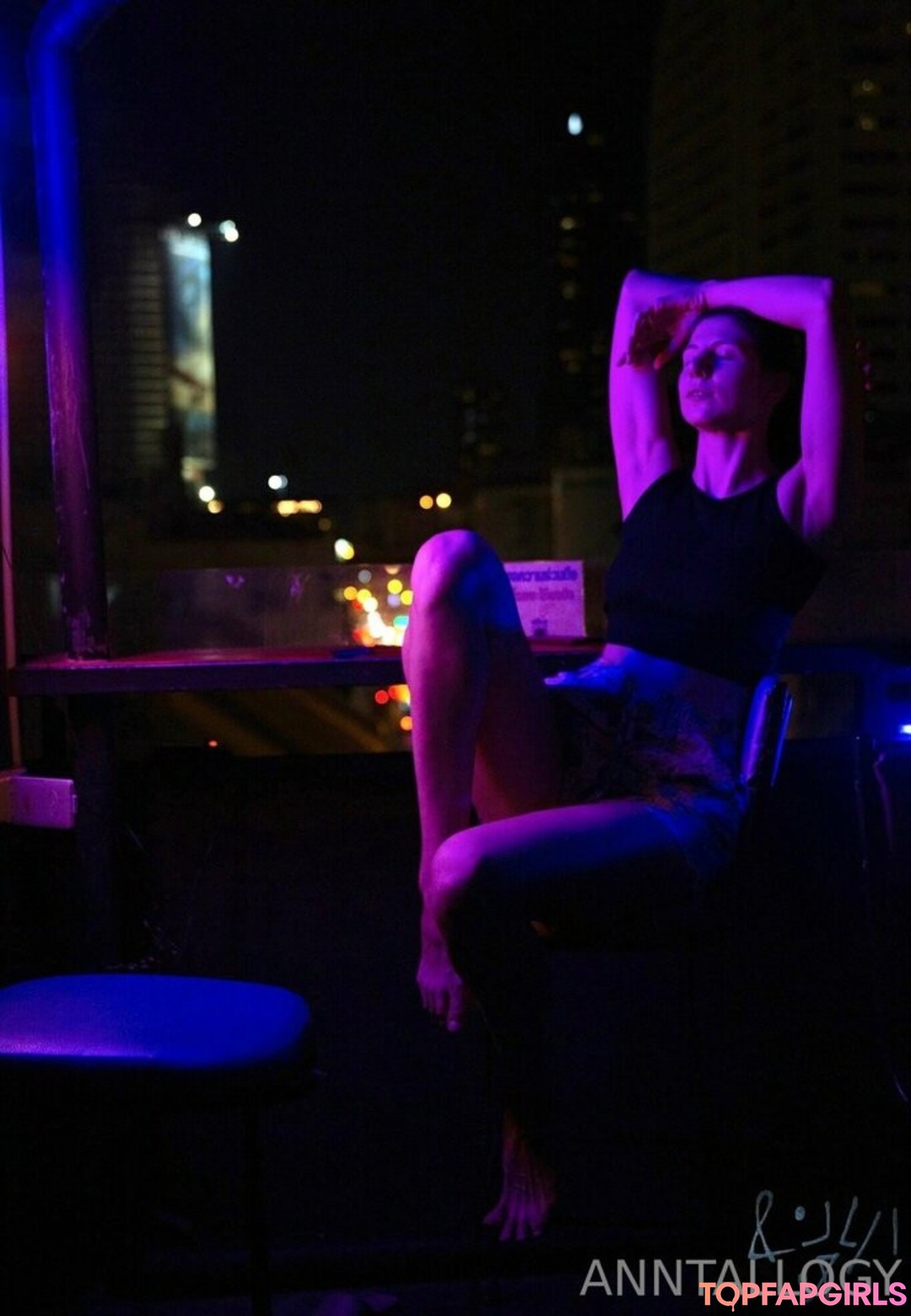 anntallogy modèle chaud galeries