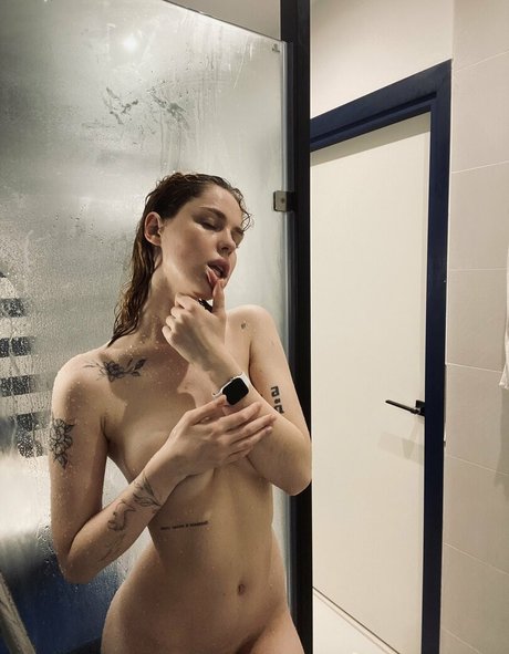 MakMary M actrice porno image