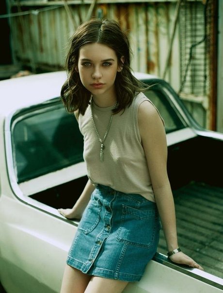 Amanda Steele modèles nus image