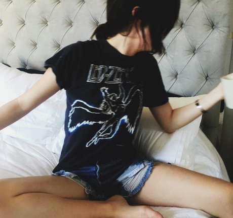 Amanda Steele haut de star du porno des photos