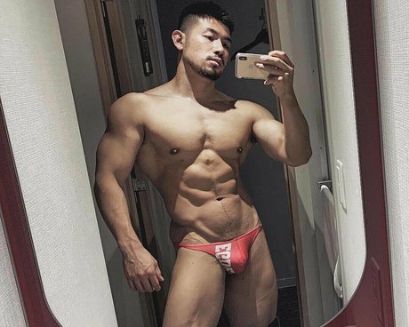 runssm actrice exclusive galerie