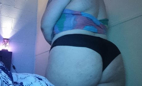 yazminrose12 modèle érotique des photos