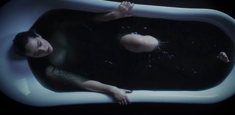 Mary Mouser meilleure étoile des photos