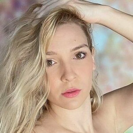 angeliquesagevip beau modèle galerie