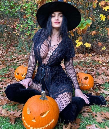 Demidova Helenka modèle sexy galeries