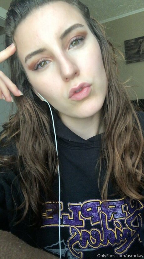 chatte dégoulinante et humide onlyfans art xxx archive