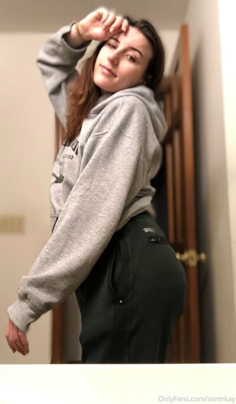 asmrkay star du porno sympa des photos