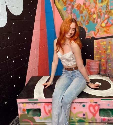 Ana Saia modèle magnifique des photos