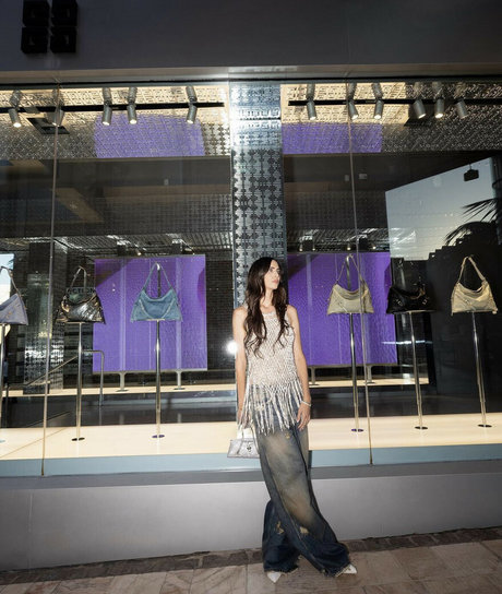 Hila Klein étoile nue des photos