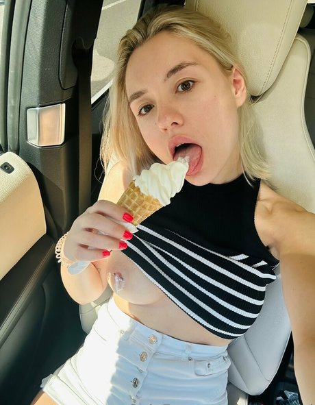 Anastasisi art de star du porno collection