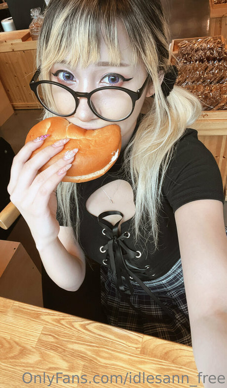 idlesann free actrice hd photos