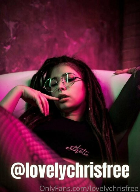 lovelychrisfree star du porno sympa images