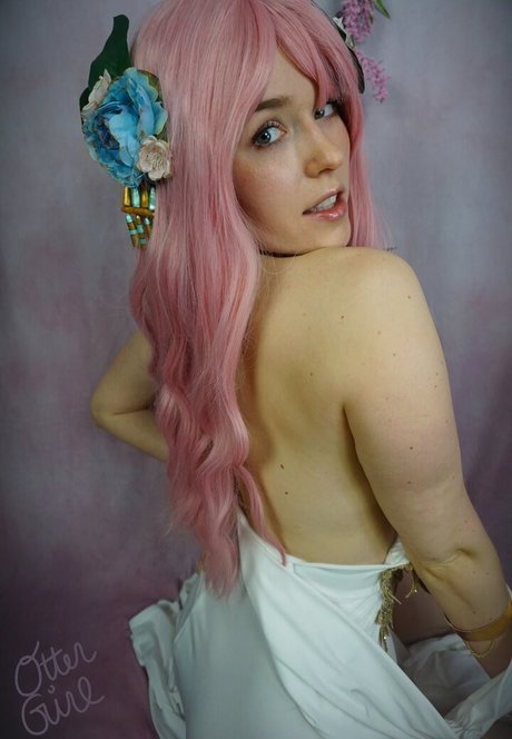 DatOtterGirl actrice artistique galerie