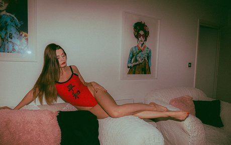 Anna Zapala étoile parfaite archive