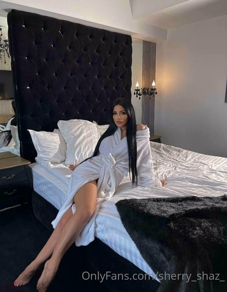 sherry shaz_ étoile exclusive img