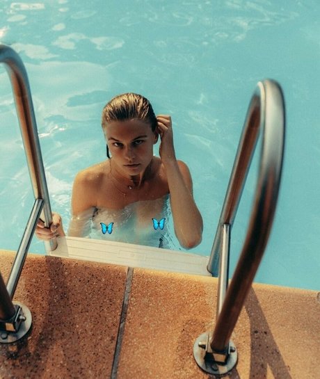 Lieke Van Der Hoorn star pornographique photo