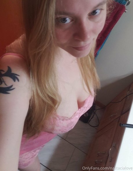 nastacialove actrice hd images