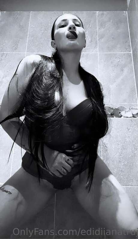 edidiianatruj étoile hd galeries