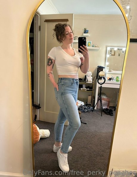 free perky peaches star du sexe collection