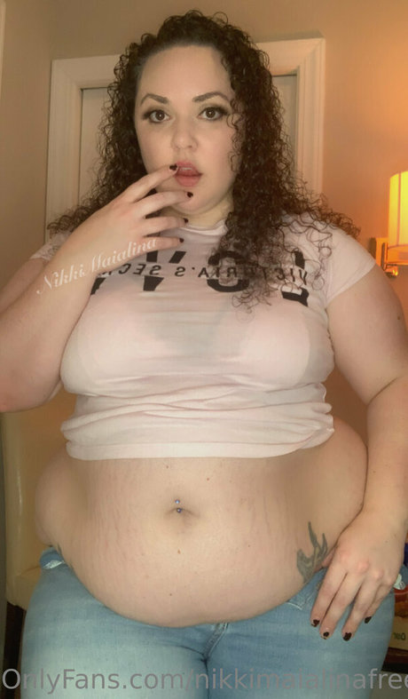 nikkimaialinafree modèle érotique archive