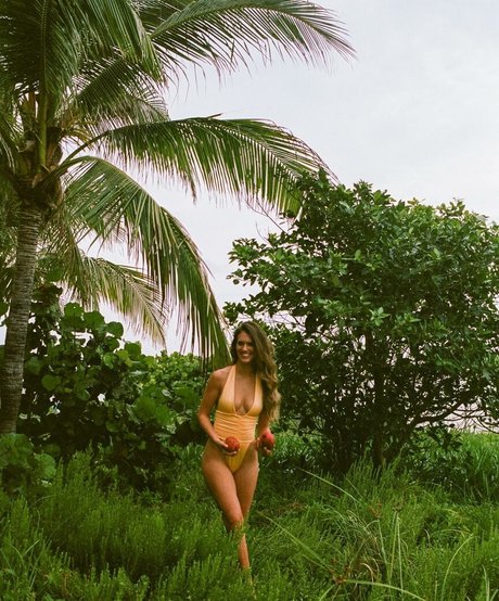 Betsy Alvarez star du porno gratuite collection