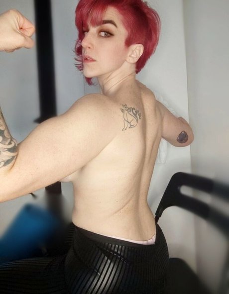 Sary Nekuro modèle de sexe photo