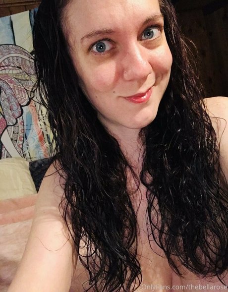 thebellarose actrice chaude img