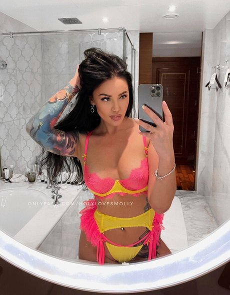 holylovesmolly modèle nu image