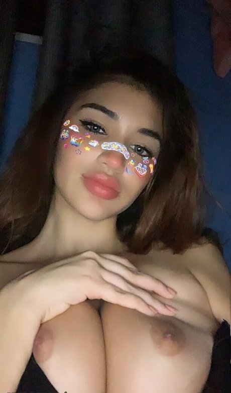 Adelinebri star du porno belle photo