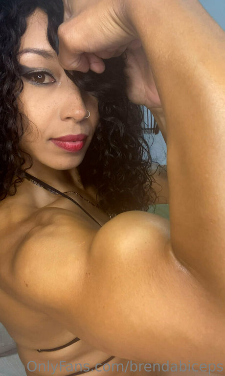 brendabiceps modèle pornographique photos
