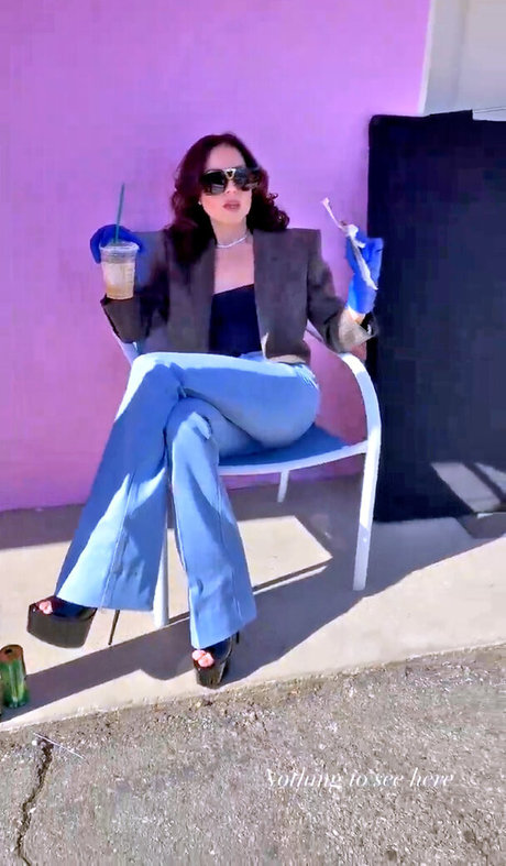 Aubrey Plaza modèle pornographique photo