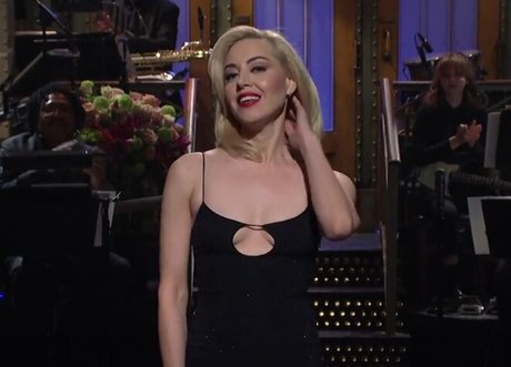 Aubrey Plaza star du porno érotique img