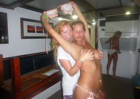 Georgian Daisy Bauer nus étoiles photo