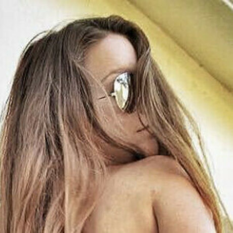 Girls With Guns star du porno chaud photo