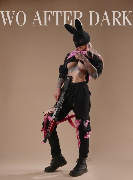 Girls With Guns belle actrice collection