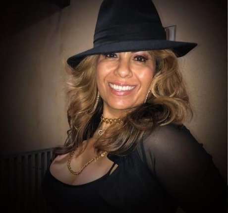 Mexymilf nus star du porno img