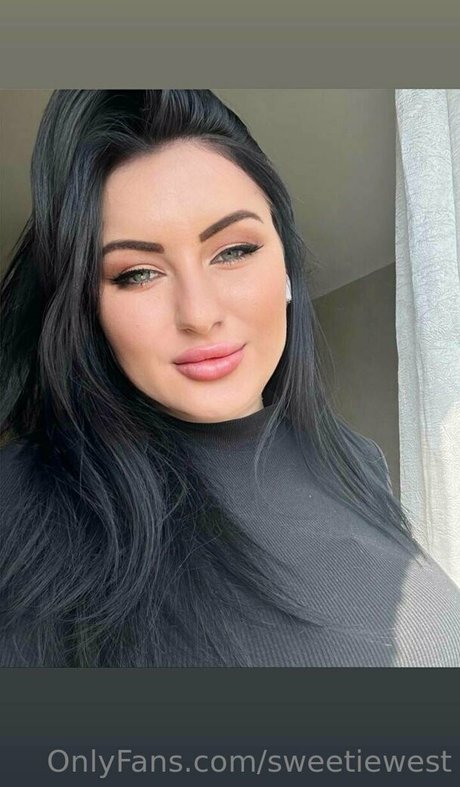 sweetiewest modèle de sexe photo