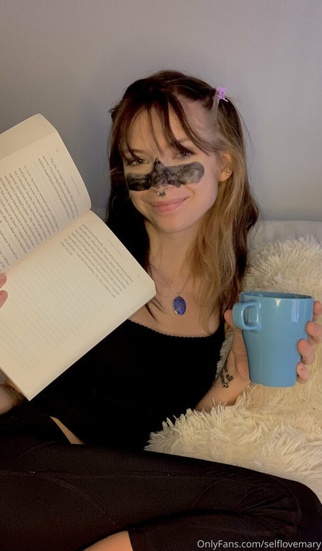 selflovesage étoile chaude archive