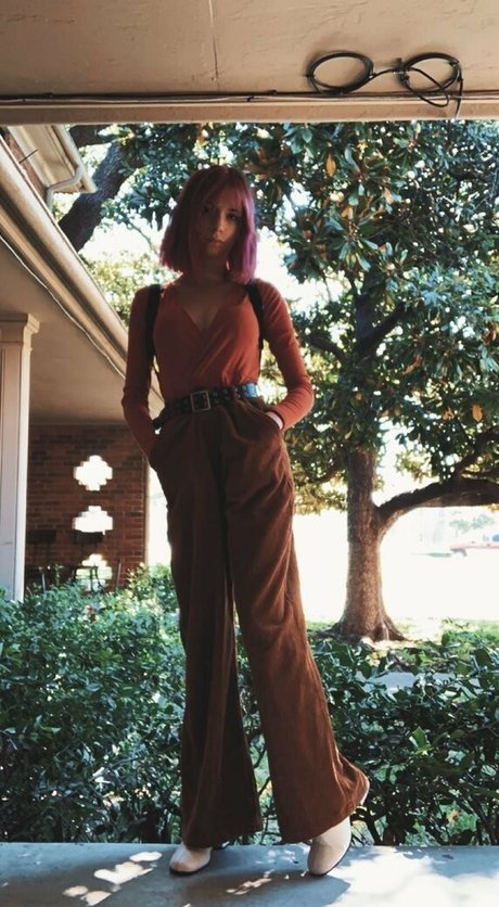 selflovesage modèle chaud galeries