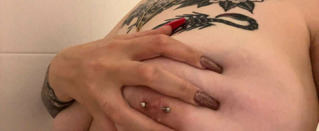 rippingthroughflesh mannequin archive