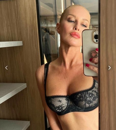 Onlysimonafans étoile sexy photos