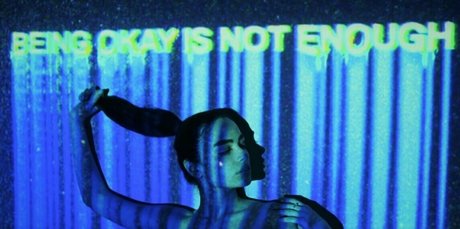 black roseeeeee actrice photos